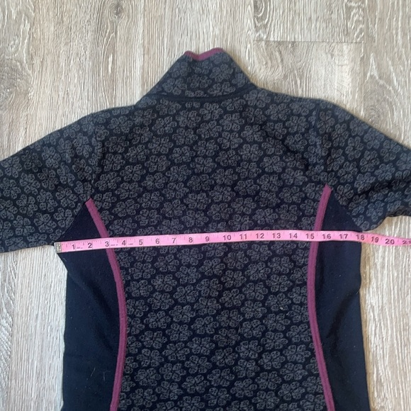 Smartwool Zip Up Sweater size Large flower print 100% merino wool black gray - Picture 9 of 11
